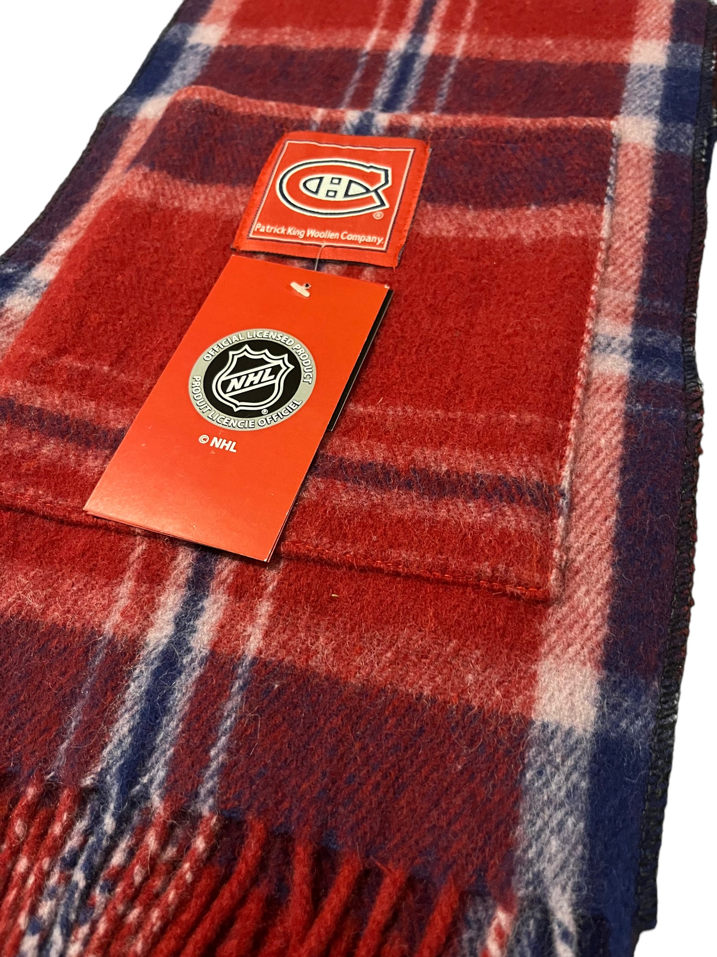 Montreal Canadiens Wool Pocket Scarf Success