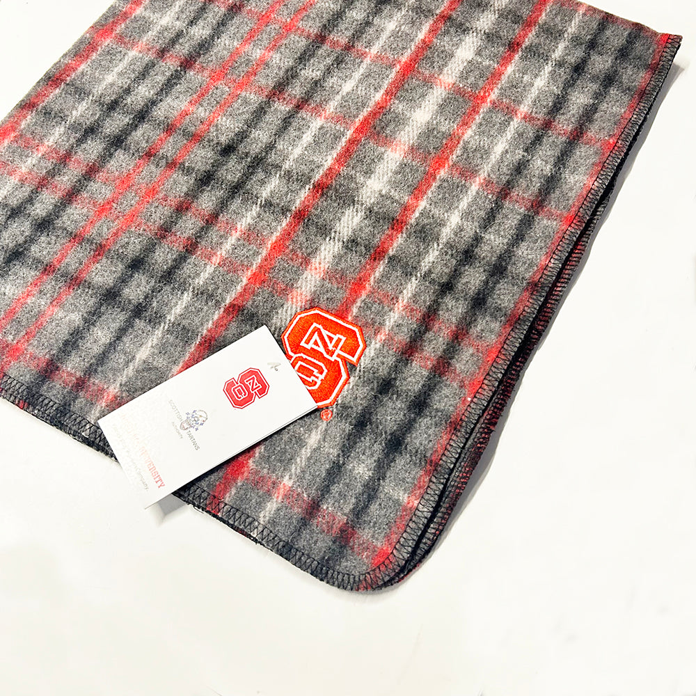 NCSU Barkingtosh Pet Blanket - LG/XL
