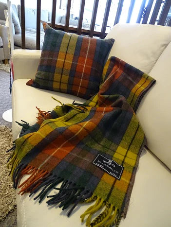 Antique Buchanan Deluxe Wool Blanket