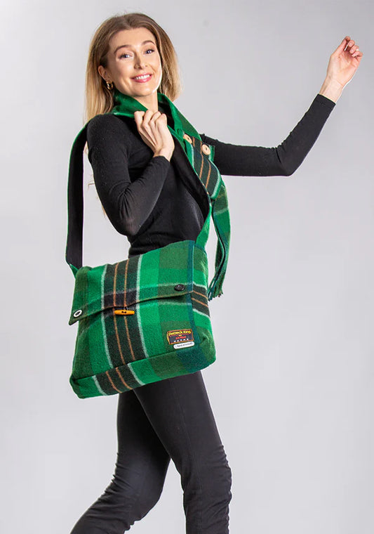 Spirit of Ireland Keri Messenger Bag