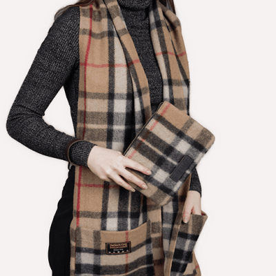 Pocket scarves thompson camel