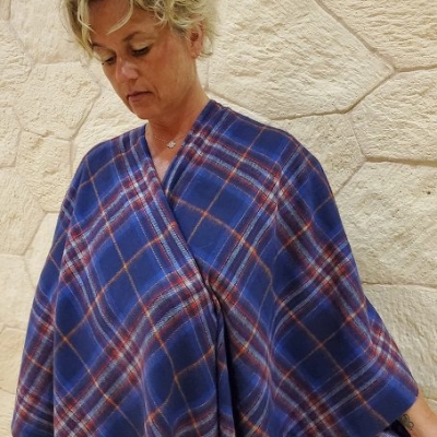 Capes Esprit du Quebec Lambswool Cape